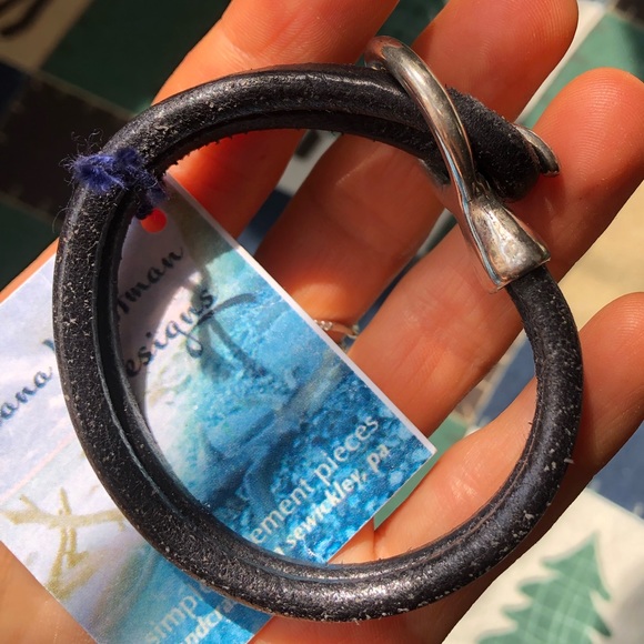 Black leather buckle bracelet NEW - Picture 5 of 8